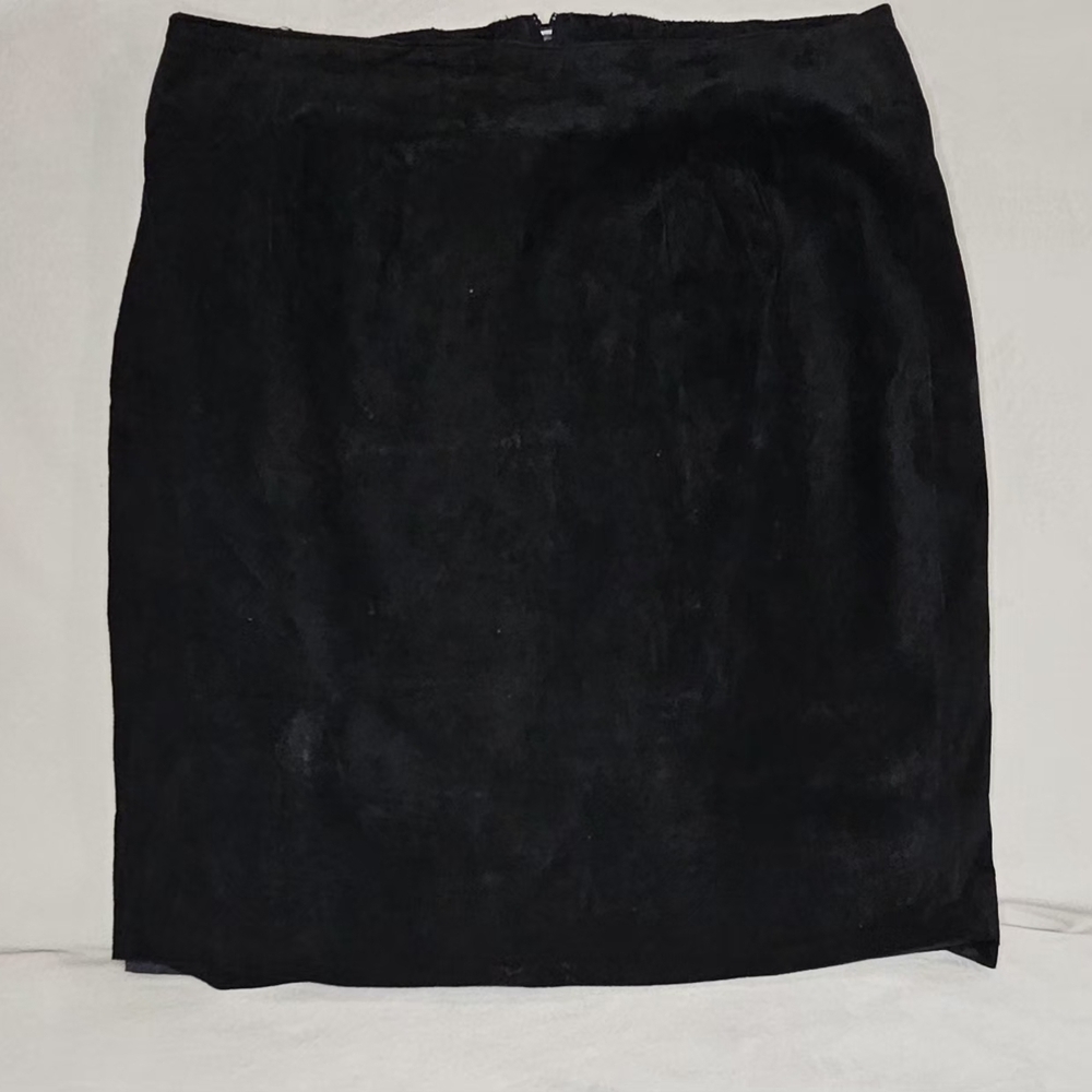 EUC Vintage Clean Lines Classics Black Leather Midi Skirt | Size 13/14